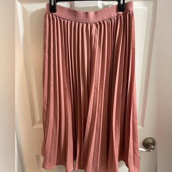 Made By Johnny Dresses & Skirts - Made by Johnny Pink Pleated Skirt